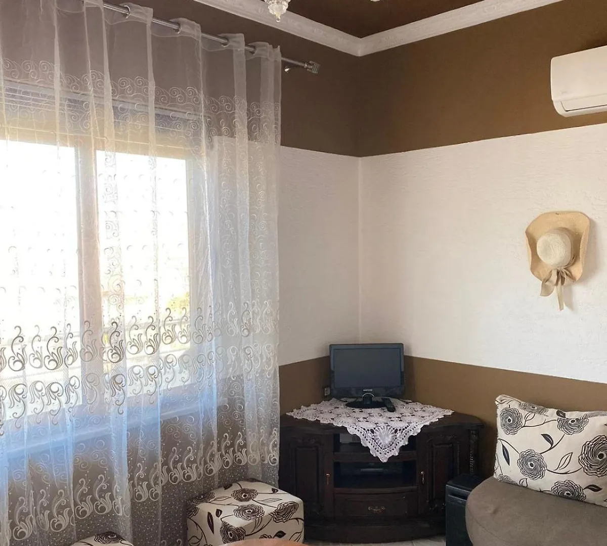 Vila Dlmeti Shkodër